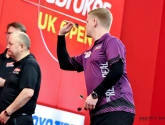 Mike De Decker onderuit in eerste match op Grand Slam of Darts